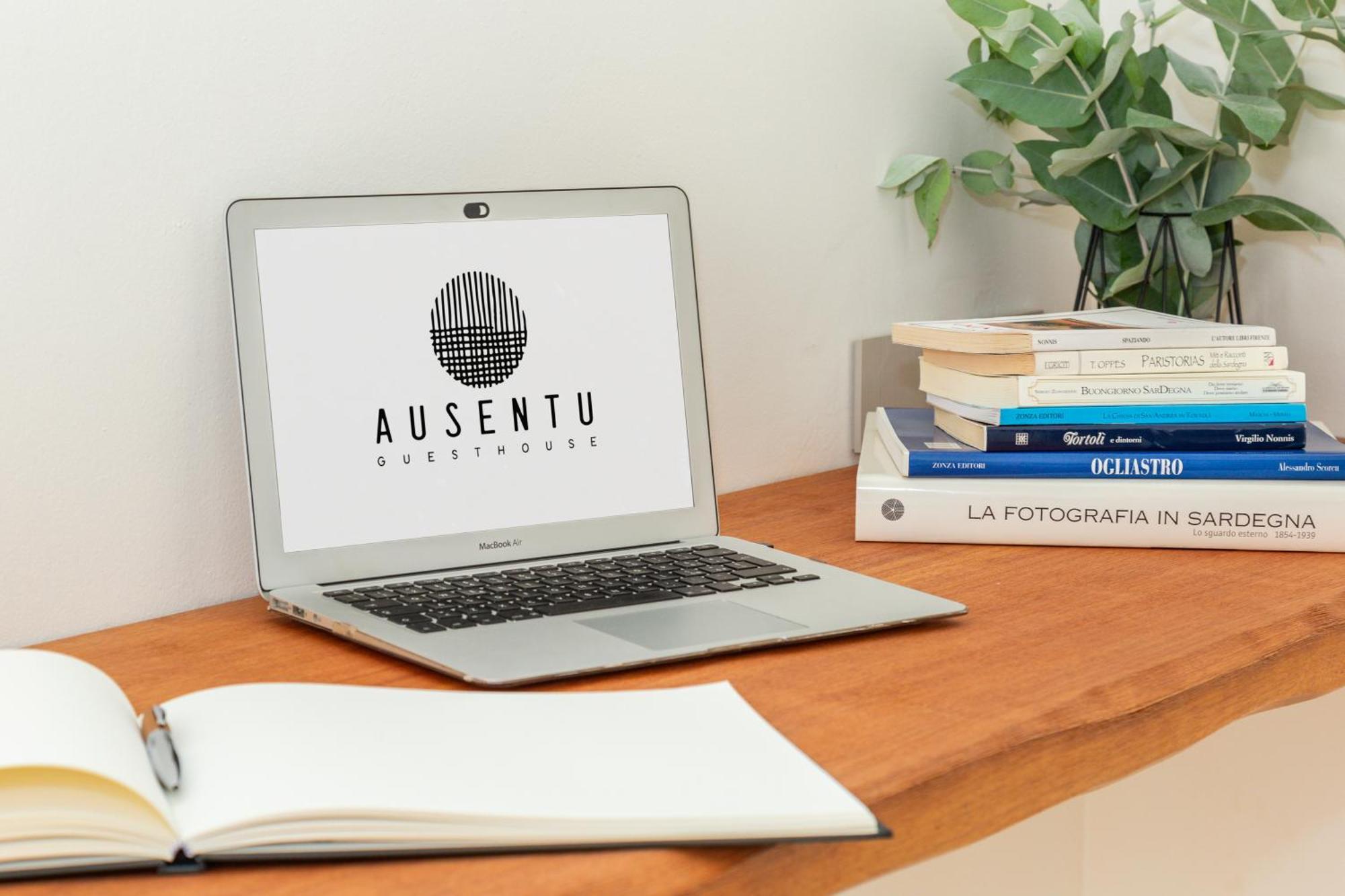 Ausentu Guest House Tortolì Buitenkant foto